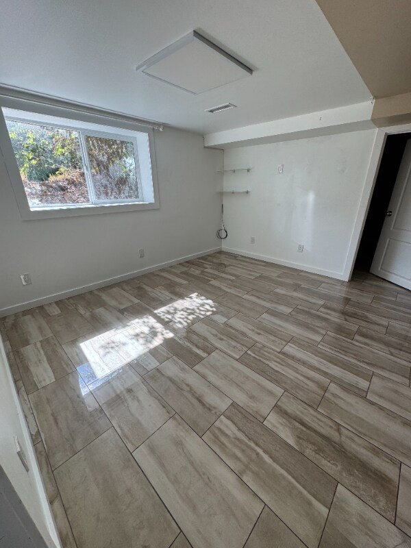 810 600 W Unit Basement Apartment
