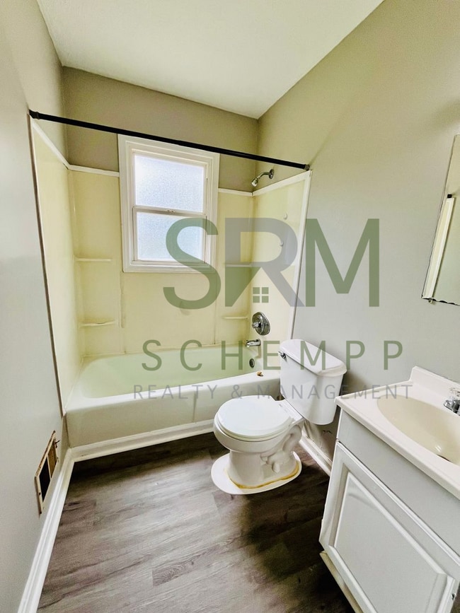 Photo - **NOW AVAILABLE** Updated 3BR Ranch in Shively Section 8 Accepted