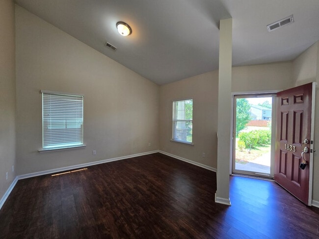 Photo - 1833 Talisker Dr