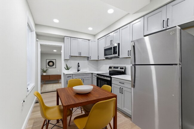 Photo - 2125 N 28th St