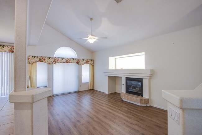 Photo - 7461 Mission Palm St