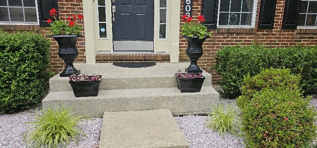 Photo - 8603 Dorian Ln