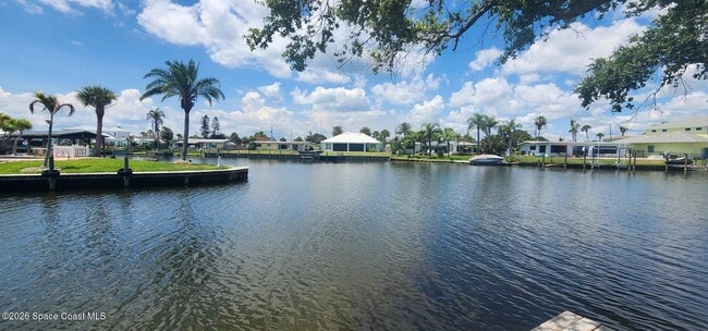 Photo - 485 N Shore Dr