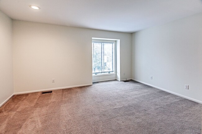 Photo - 2 bedroom, 2.5 bath townhome in Pike Creek