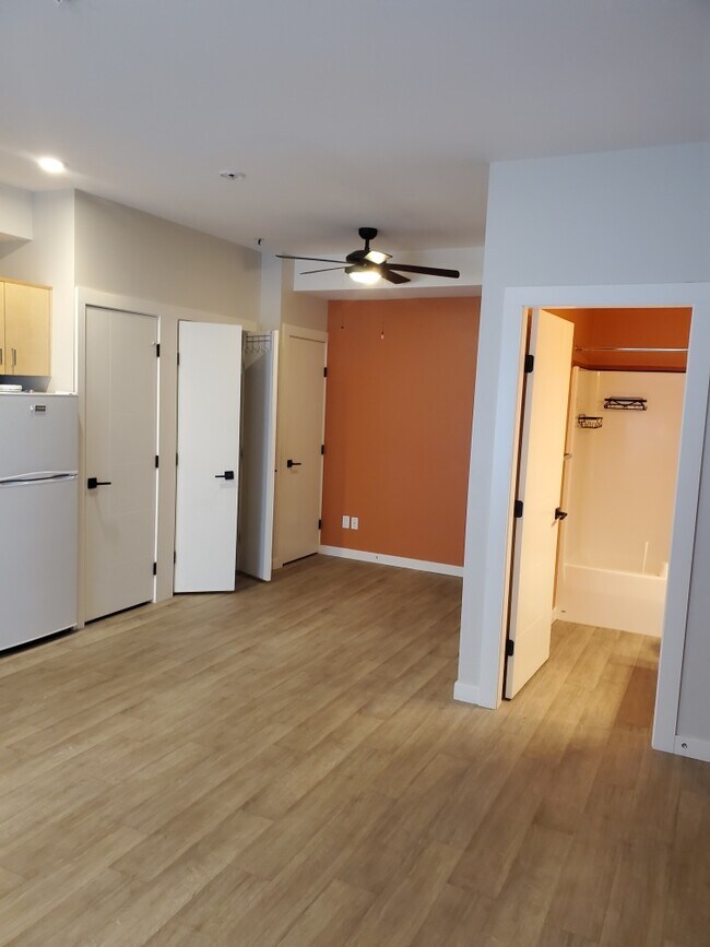 Photo - 244 Selby St