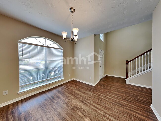 Photo - 2213 Perkins Crossing Dr