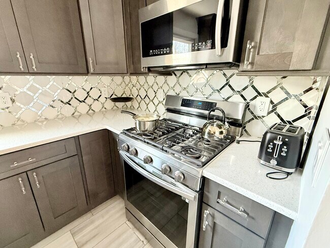 Photo - 33 Willow Wood Ct Unit 2