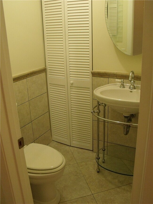 Photo - 2761 SW 33rd Ct Unit 2