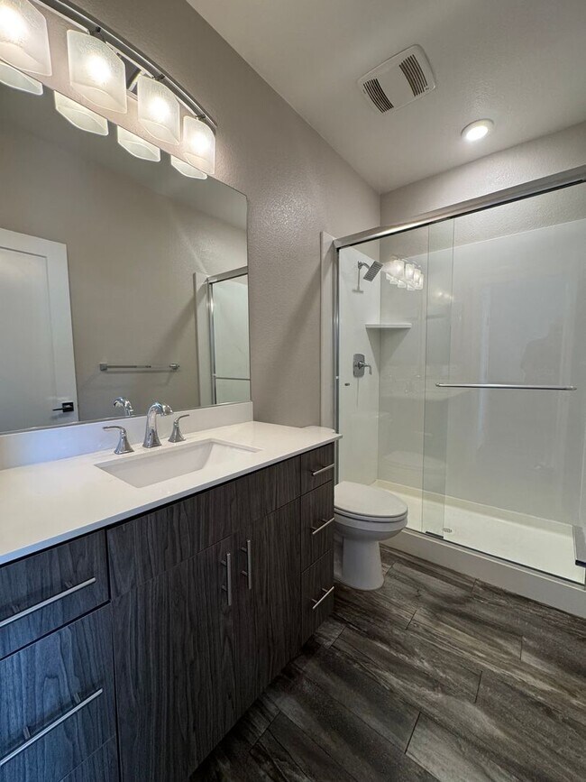 Photo - Work Downtown?