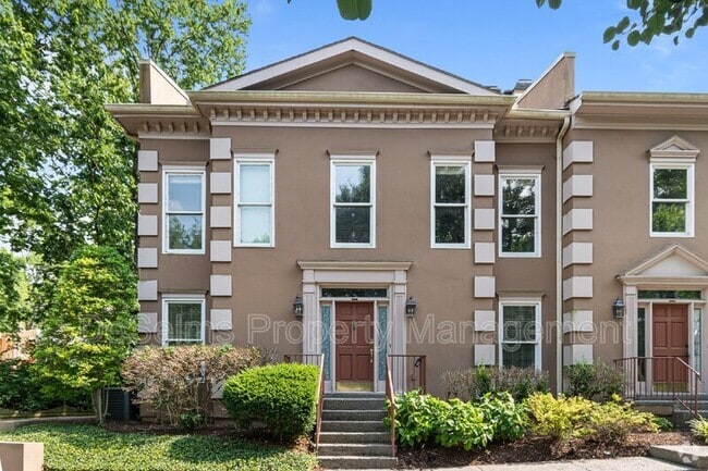 Building Photo - 3011 Woodlawn Dr Rental