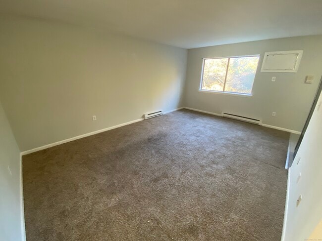 Photo - 32 Old Foxon Rd Unit 27