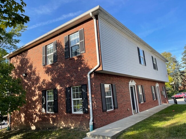 Photo - Urban Townhouse 24 Unit 2