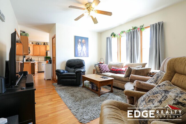 Photo - 60 Glencoe St Unit 3