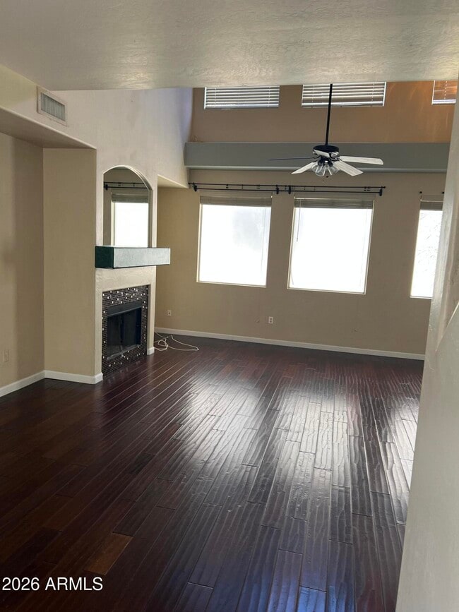 Photo - 15420 S 14th Pl