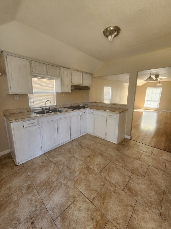 Kitchen - 4819 Nome St