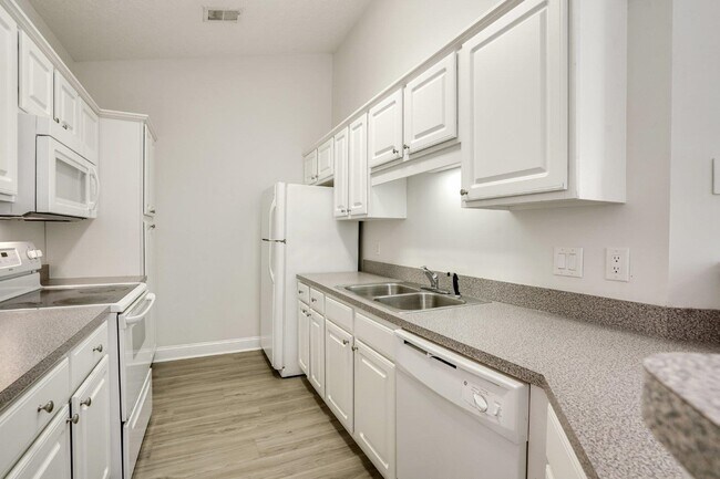 Photo - 1113 Peace Pipe Pl