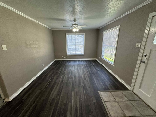 Photo - 3708 Sleeper Ave Casa