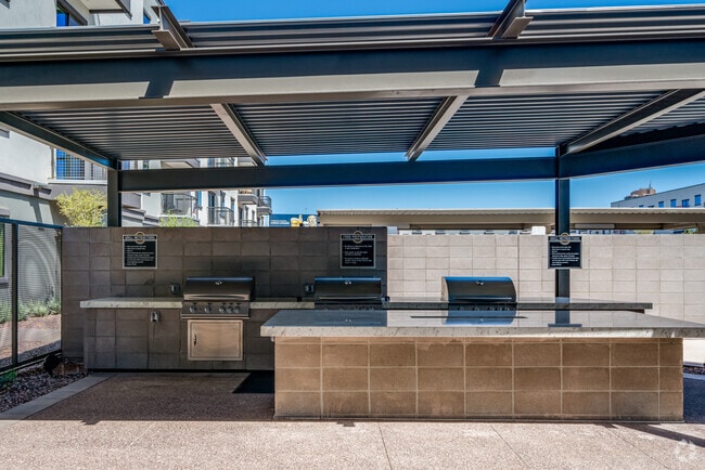 Photo - Brix Warehouse District