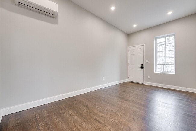 Photo - 130 West Side Ave Unit 2