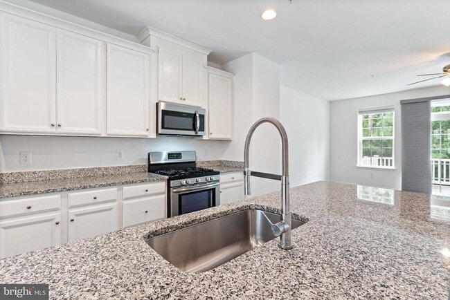 Photo - 23048 Mountain Laurel Ln