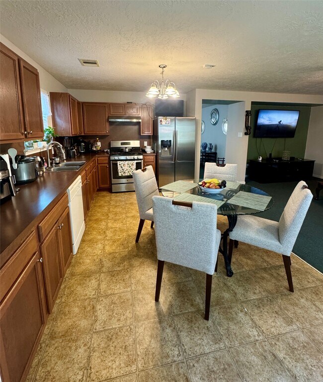 Photo - 7130 Liberty Creek Tr