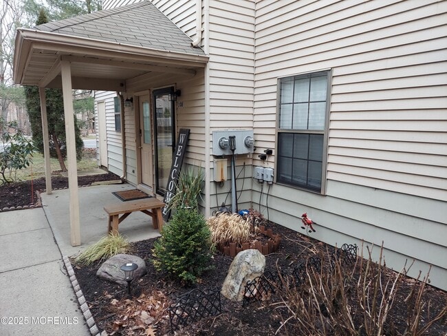 Photo - 108 Daisy Ct