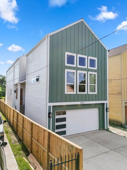 Photo - 4101 E Rogers St