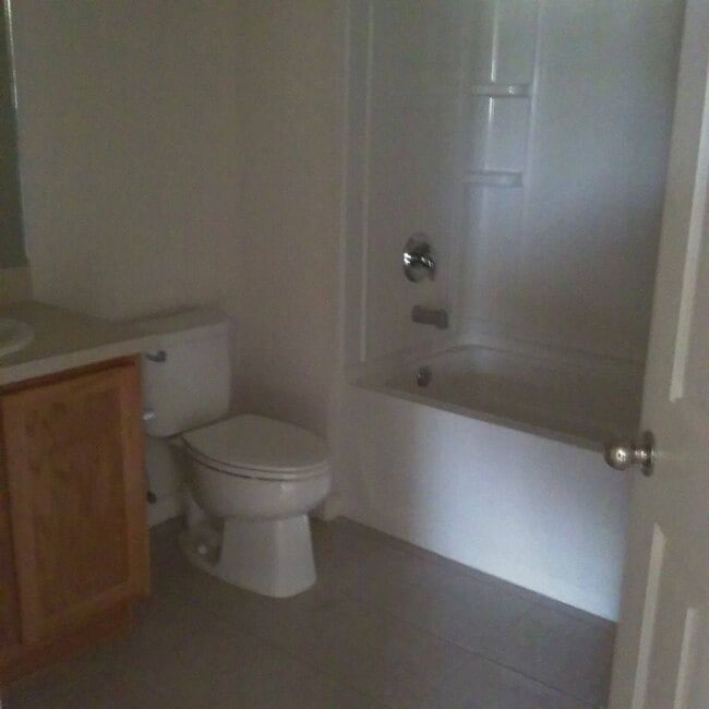 Photo - Beautiful 3BR/2.5BA Townhome with Water Vi...