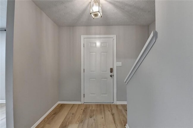 Photo - 3876 Meadow Creek Dr