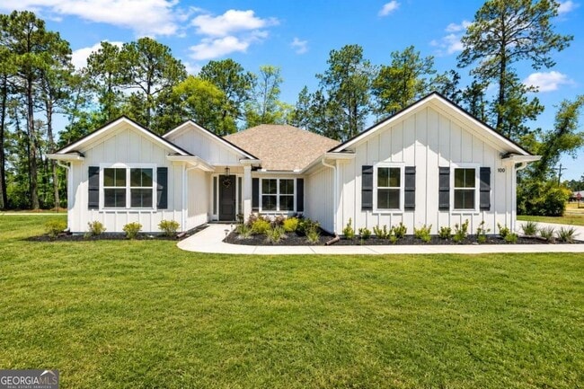 Photo - 100 Carrington Way