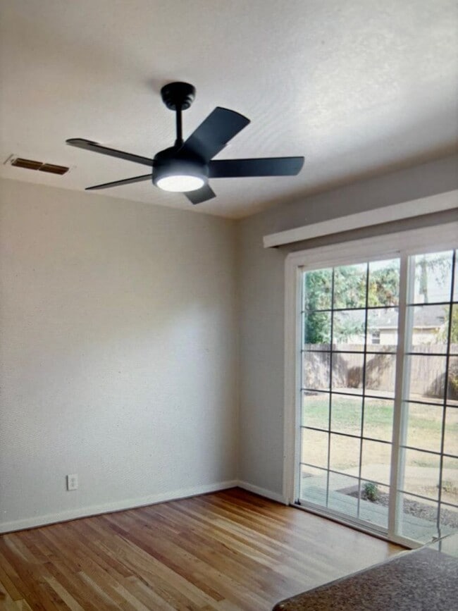 Photo - 3BD/1BA House in Yuba City COMING SOON! 1 Year lease