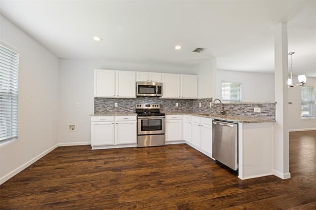 Photo - 708 Claiborn Ln