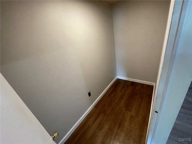 Photo - 83 E Main St