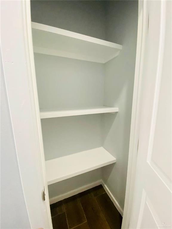 Photo - 3809 Valeria St