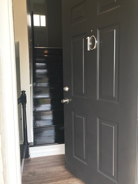 Photo - Courtyard Townhouse Apartments