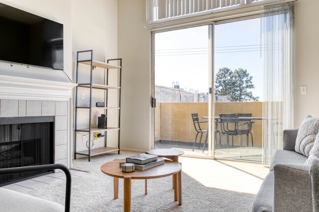 Photo - 1561 S Barrington Ave Unidad ID10575A