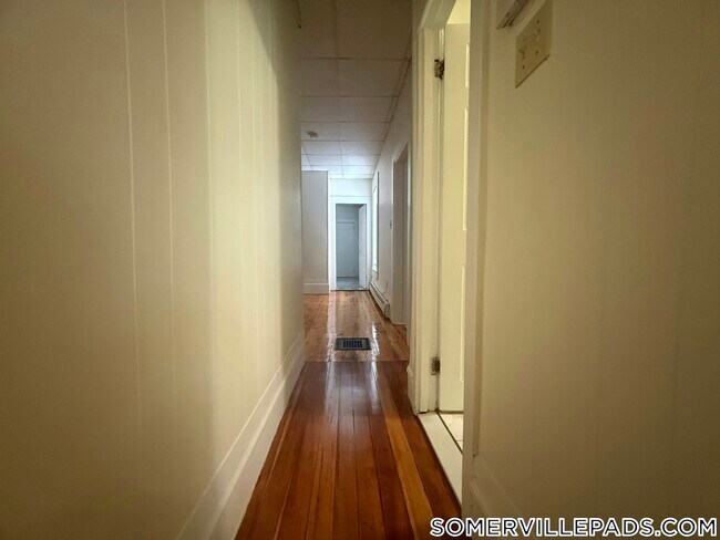 48 Florence St Unit 2