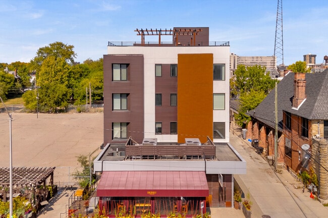 Building Photo - 438 Selden St Unit 403