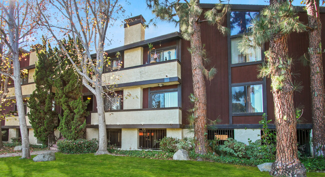 Building Photo - 3415 McLaughlin Ave in Mar Vista! Steps t... Rental