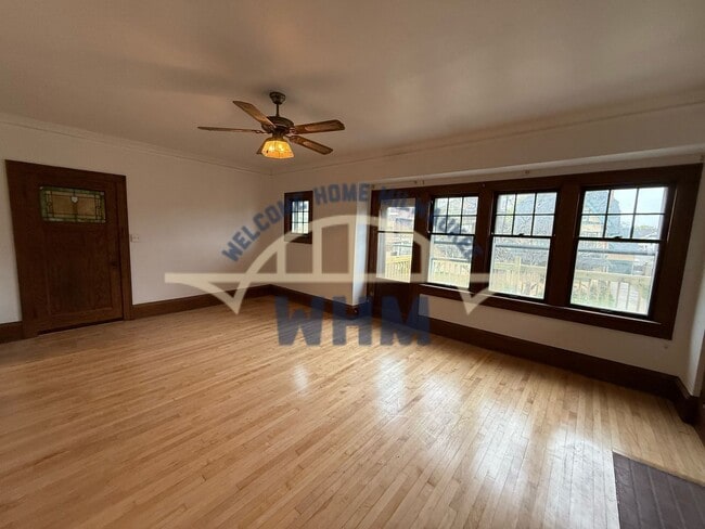 Photo - 1609 N 52nd St