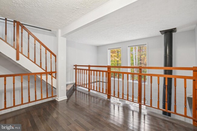 Photo - 8474 Sugar Creek Ln