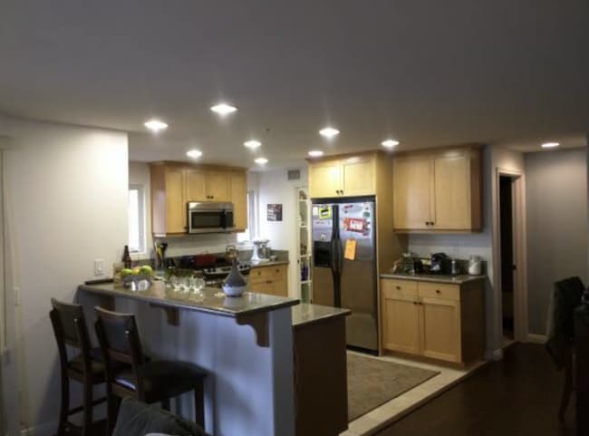 Photo - $5,700- 2 Bedroom + Office / 3 Bath GORGEOUS-Bayview Town Home