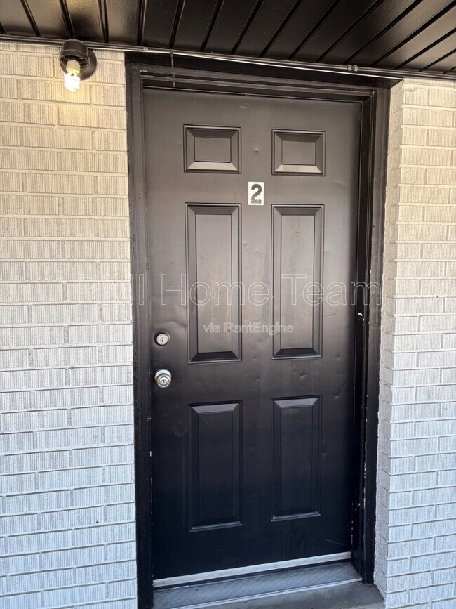 Building Photo - 3476 Brinker Ave Unit 2