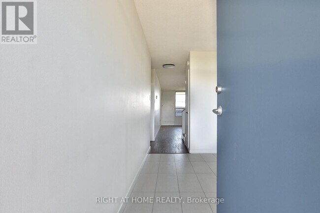 Photo - 35 Sunny Glenway