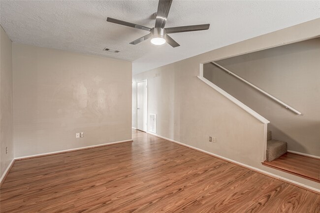 Photo - 2521 Crosstimbers Dr Unit D1