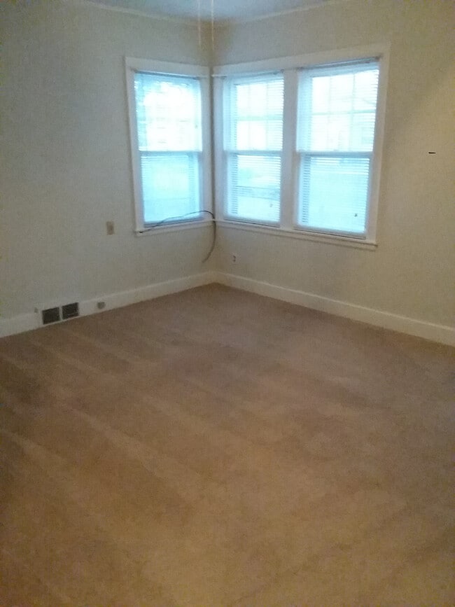 Photo - 225 W 1st St