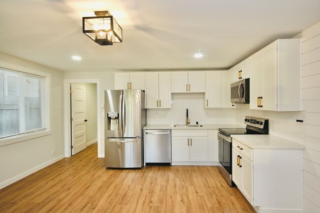 Photo - Beautifully Updated 1bd/1ba Sumner Duplex!