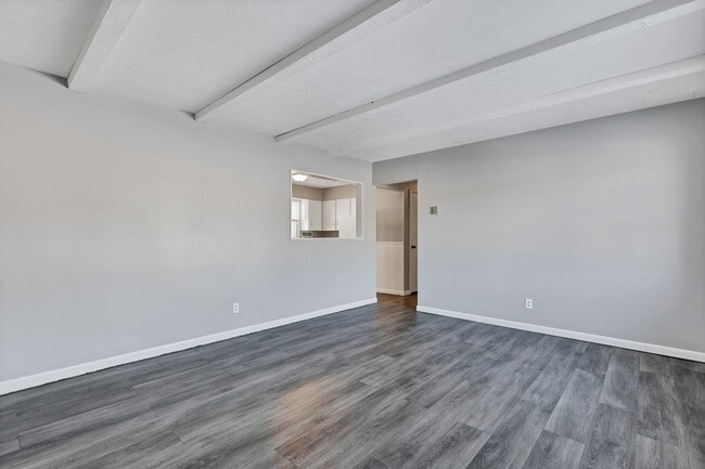 Photo - 101 Fairmont Blvd