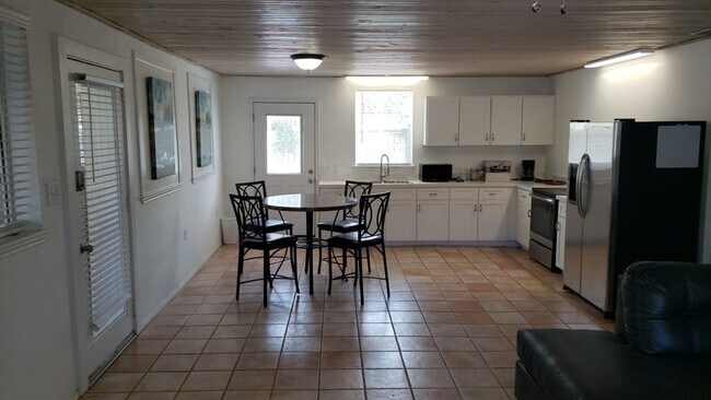 Photo - 123 E Dolphin St Unit 2