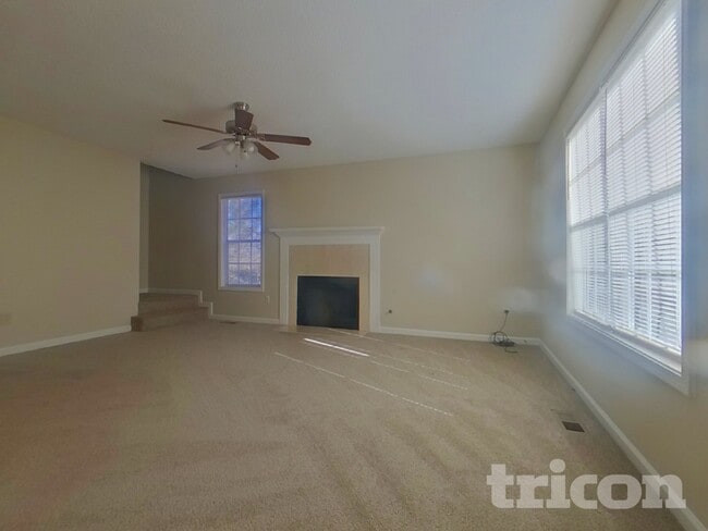 Photo - 6300 Holborne Ln